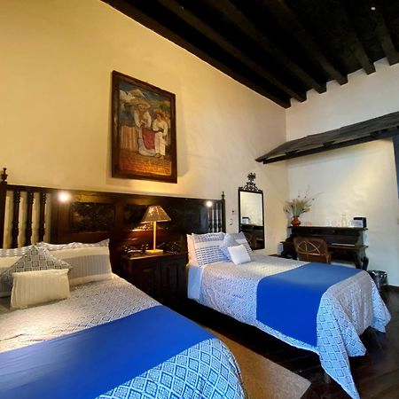Pátzcuaro Hotel Mansion Iturbe מראה חיצוני תמונה