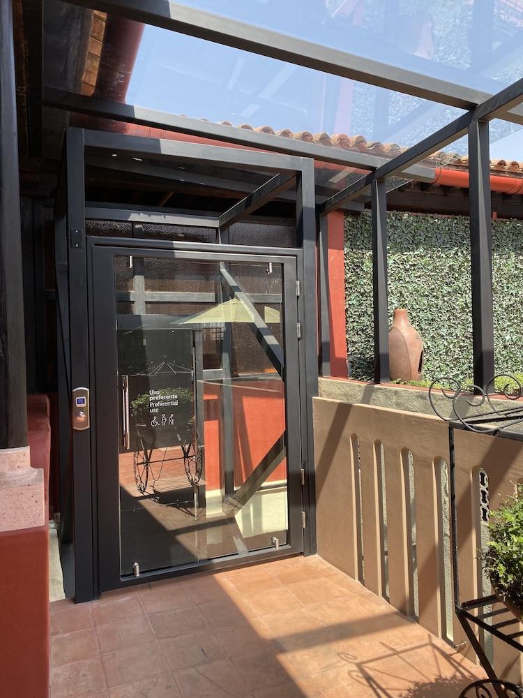 Pátzcuaro Hotel Mansion Iturbe מראה חיצוני תמונה