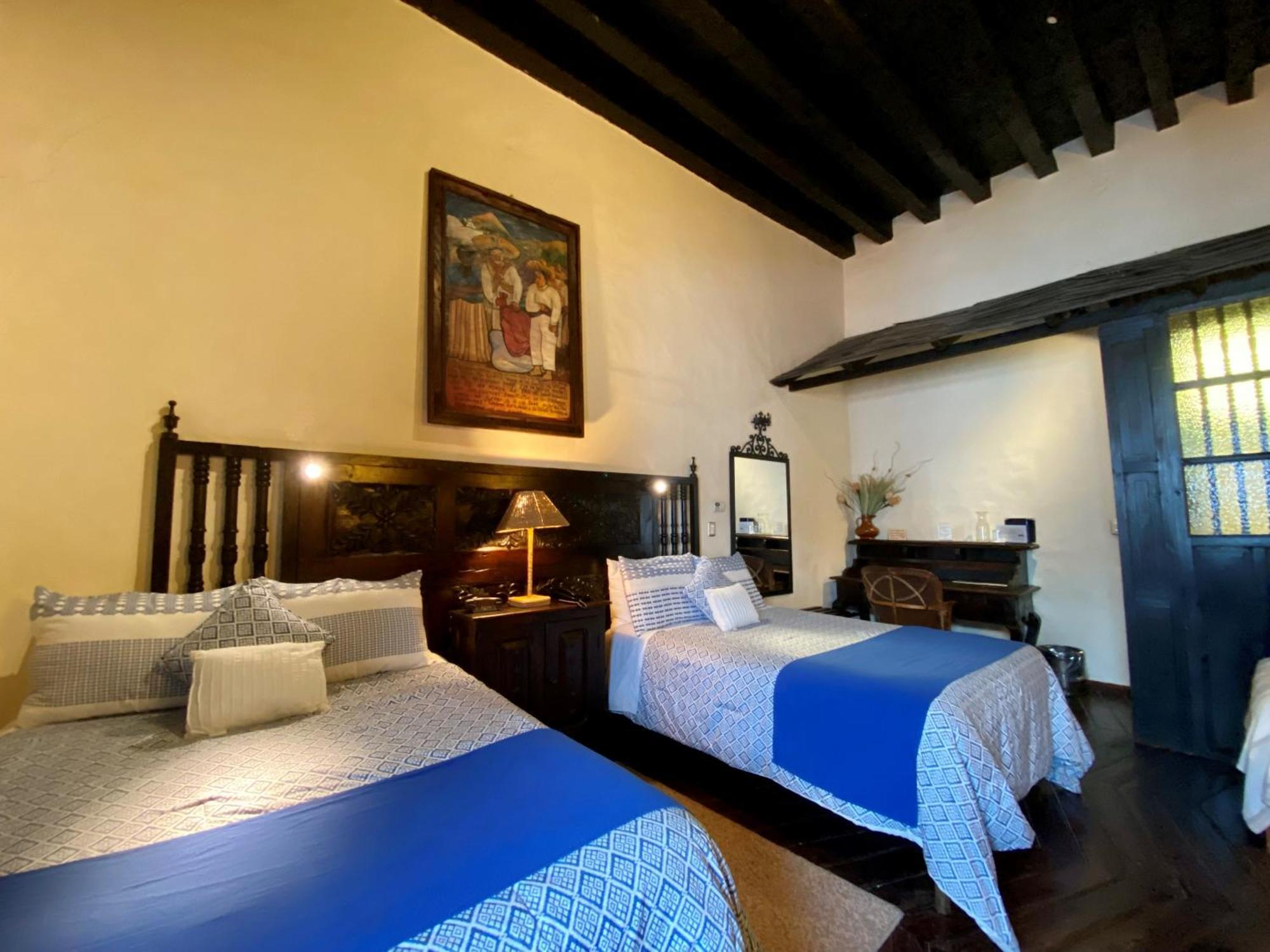 Pátzcuaro Hotel Mansion Iturbe מראה חיצוני תמונה