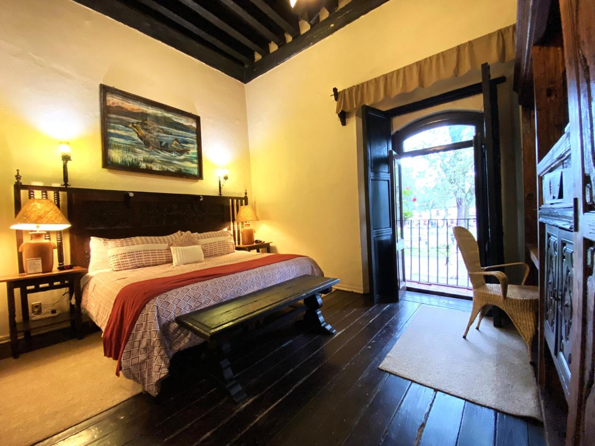 Pátzcuaro Hotel Mansion Iturbe מראה חיצוני תמונה