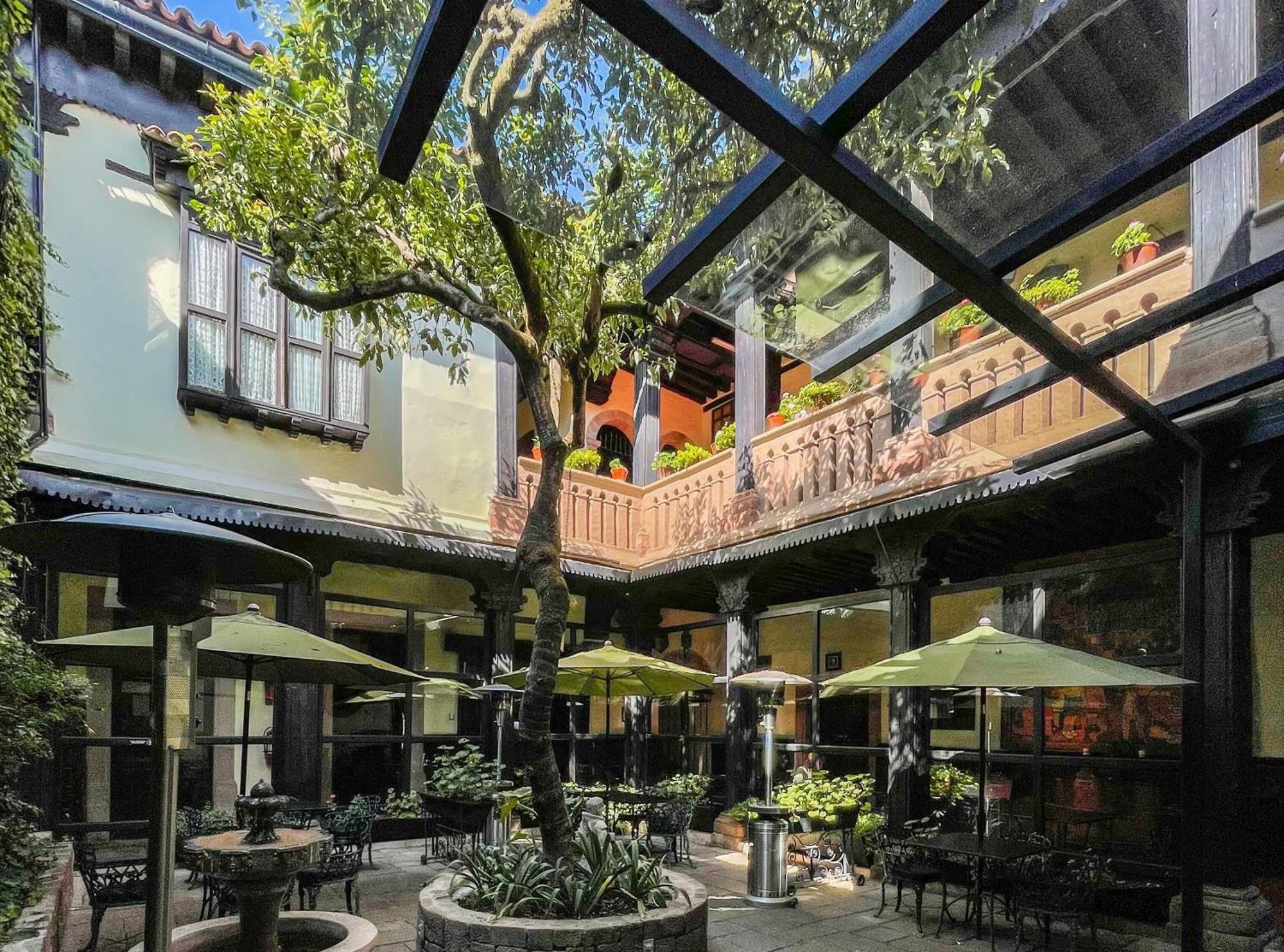 Pátzcuaro Hotel Mansion Iturbe מראה חיצוני תמונה