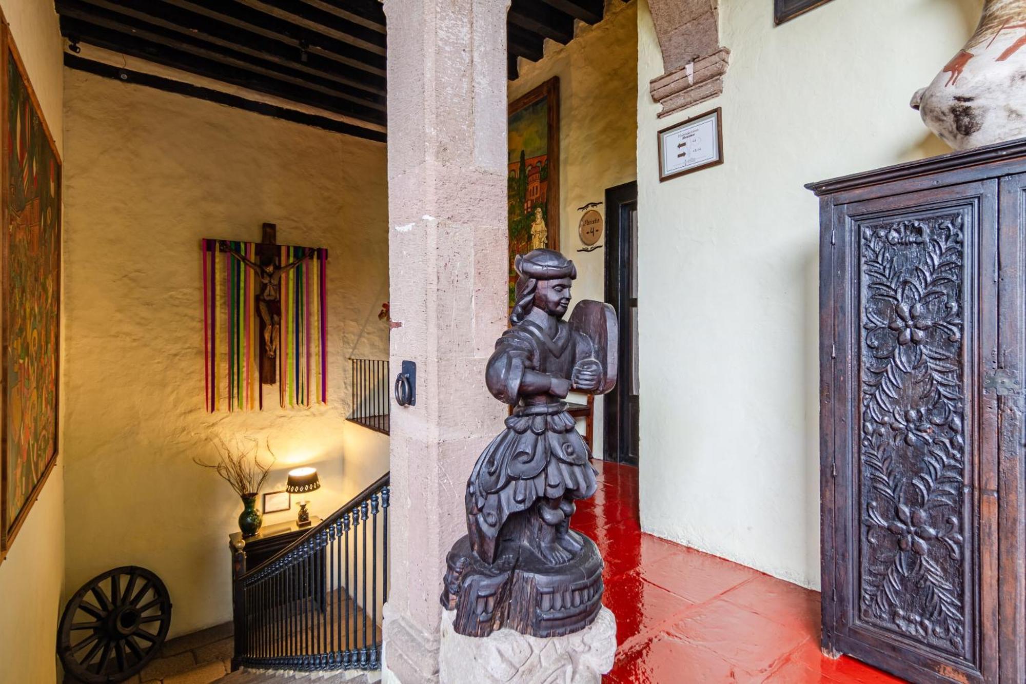 Pátzcuaro Hotel Mansion Iturbe מראה חיצוני תמונה