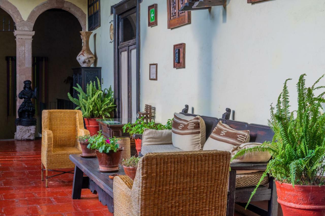 Pátzcuaro Hotel Mansion Iturbe מראה חיצוני תמונה